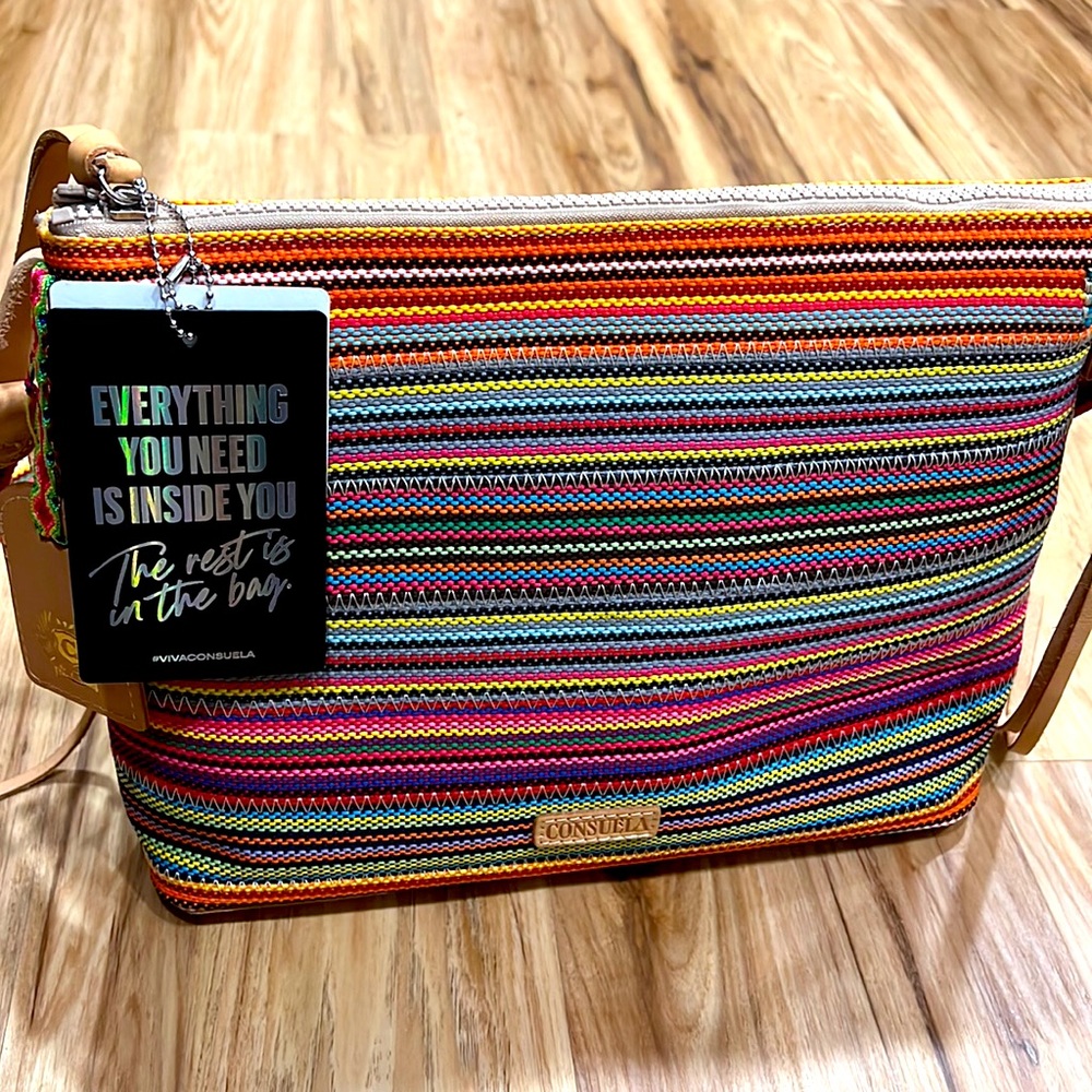 ❤️🧡💛Consuela Ale Downtown Crossbody 💚💙💜